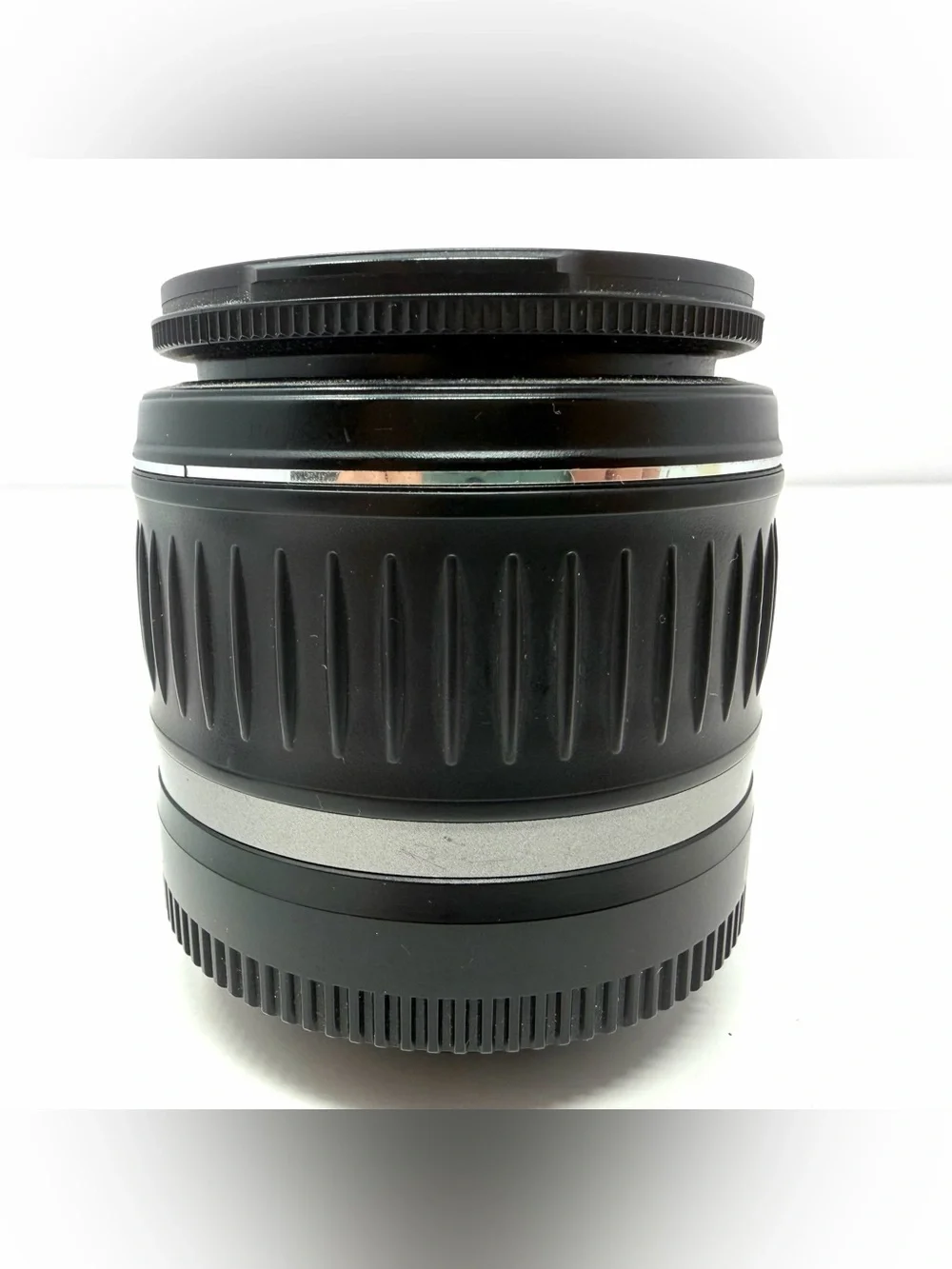 Canon EF-S 18-55mm F/3.5-5.6 IS II Lens W/ Both Lens Caps Working GUC
